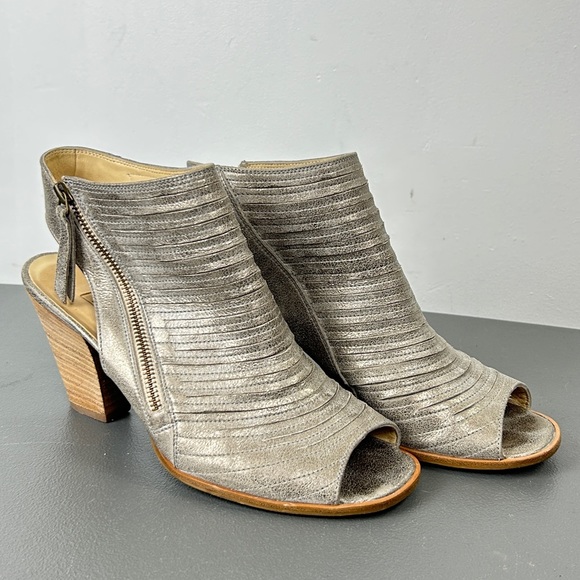 Paul Green Leather Metallic Heels - Picture 1 of 10